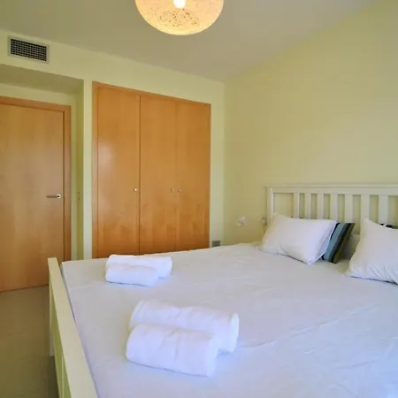 Al20 4 Pax, Playa Fenals, Costa Brava *