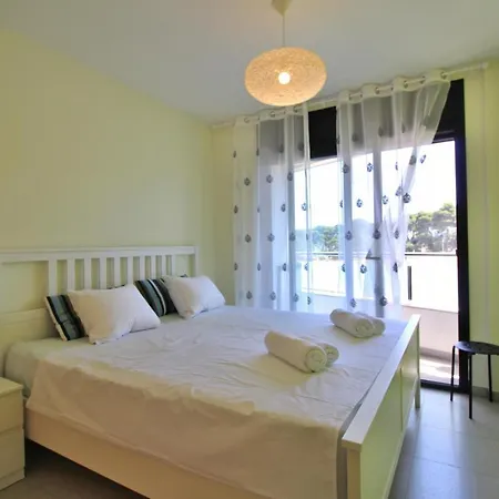 Al20 4 Pax, Playa Fenals, Costa Brava יורט דה מאר